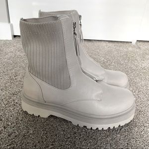 Zip up boots